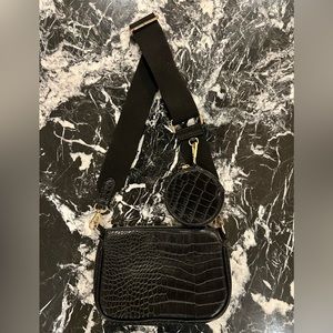 Showpo’s Mikella bag in black